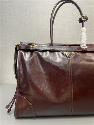 Pra*a large leather handbag burgundy 1ba439