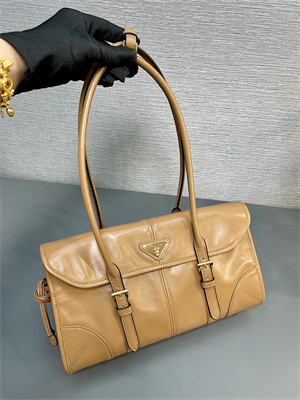 Pra*a medium leather shoulder bag cork 1bd376