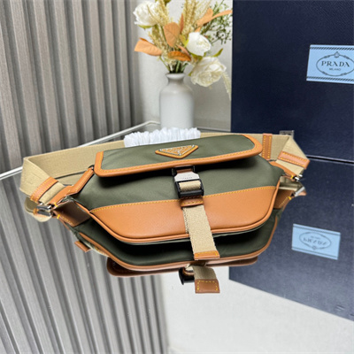 Pra*a re-nylon and leather shoulder bag military/caramel 2vh176