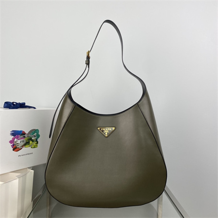 Pra*a large leather shoulder bag with topstitching green 1bc181