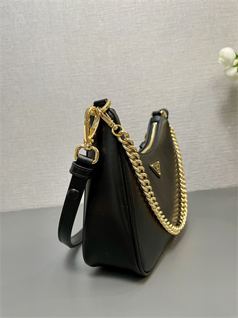 Pra*a re-edition smooth leather mini-bag black 1bc204