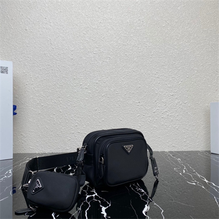 Pra*a re-nylon  shoulder bag black 1bh153