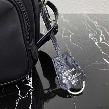 Pra*a re-nylon  shoulder bag black 1bh153