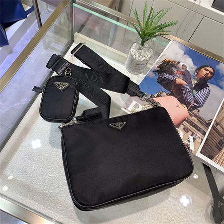 Pra*a re-nylon and saffiano leather shoulder bag black 2vh113