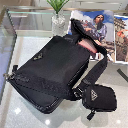 Pra*a re-nylon and saffiano leather shoulder bag black 2vh113