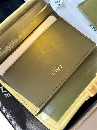 Ce**e compact wallet with coin triomphe in shiny calfskin