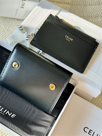 Ce**e compact wallet with coin triomphe in shiny calfskin
