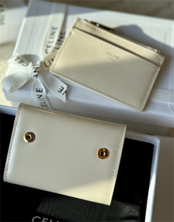 Ce**e compact wallet with coin triomphe in shiny calfskin