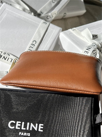 Ce**e triomphe coin purse smooth calfskin brown