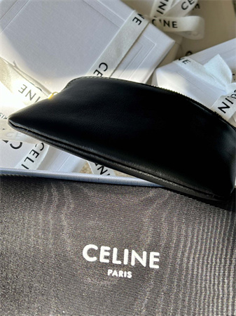Ce**e triomphe coin purse smooth calfskin black