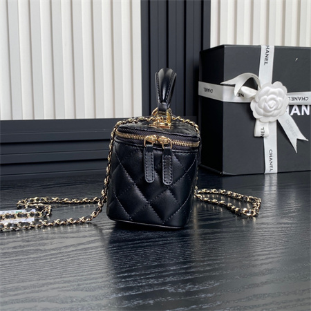 Ch*el trendy cc vanity case lambskin gold tone metal black ap1472