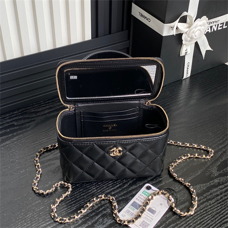 Ch*el trendy cc vanity case lambskin gold tone metal black ap1472