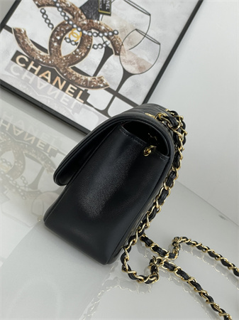 Ch*el vintage flap bag lambskin gold tone metal black a2221