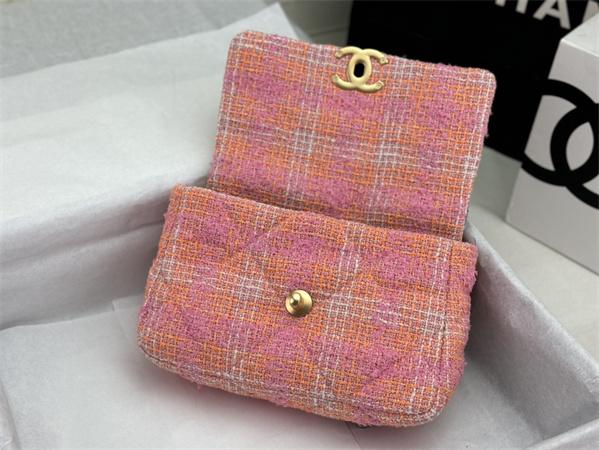 Ch*el 19 bag tweed gold tone pink as1160