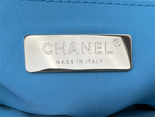 Ch*el 19 bag tweed gold tone blue as1160