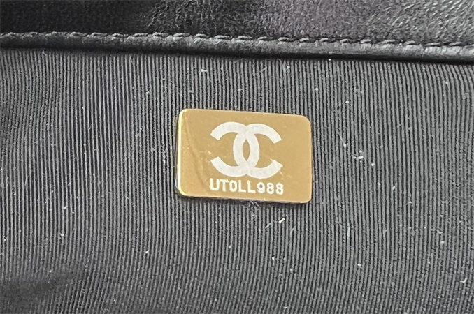 large Ch*el 19 bag tweed gold tone multicolor as1161