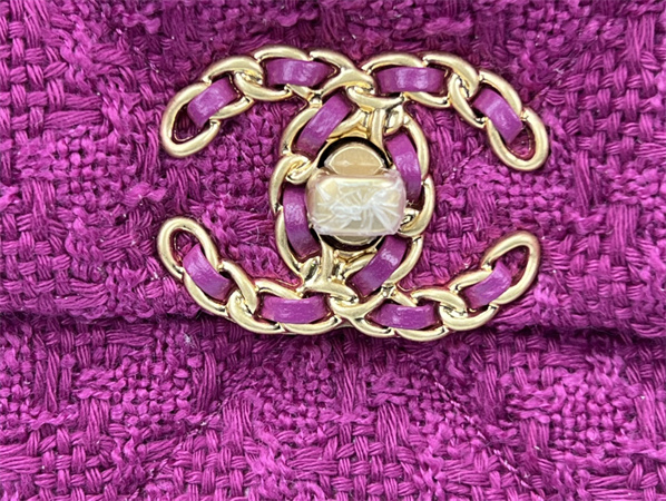 large Ch*el 19 bag tweed gold tone fuchsia as1161