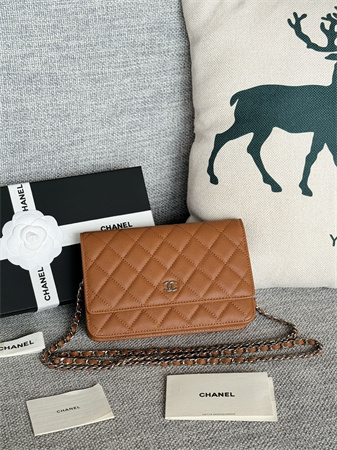 Ch*el wallet on chain grained calfskin silver tone metal brown ap0250