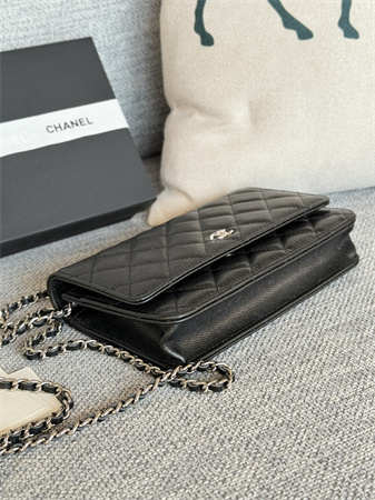Ch*el wallet on chain grained calfskin silver tone metal black ap0250
