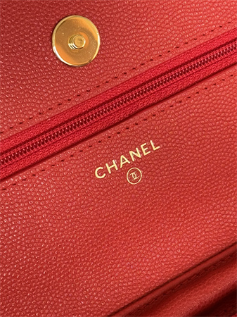 Ch*el wallet on chain grained calfskin gold tone metal red ap0250