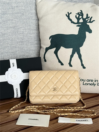 Ch*el wallet on chain lambskin gold tone metal beige ap0250