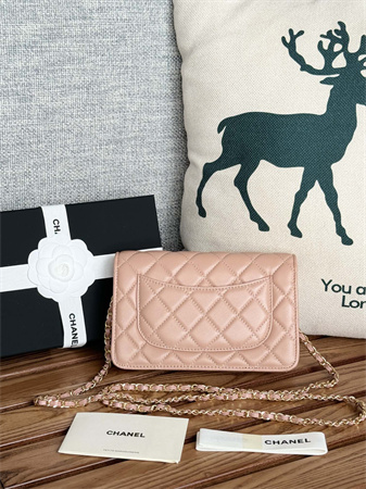 Ch*el wallet on chain lambskin gold tone metal pink ap0250