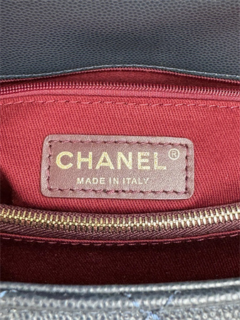 Ch*el large coco handle bag grained calfskin lt gold metal black a92991