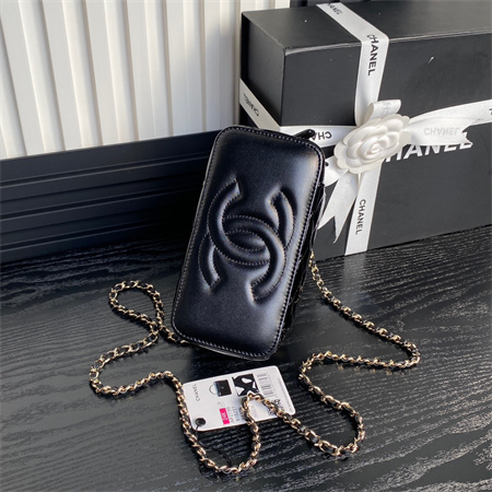 Ch*el vanity with chain patent calfskin gold-tone metal black ap2199