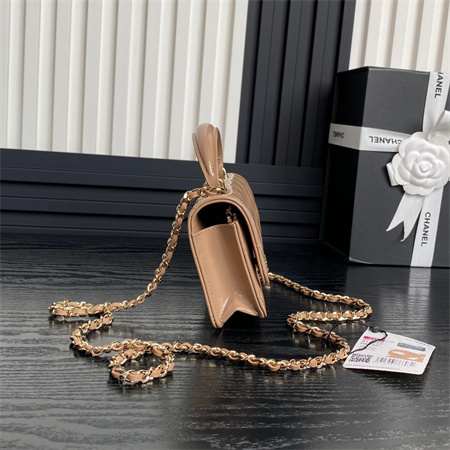 Ch*el flap phone holder with chain patent calfskin gold-tone metal beige ap3226