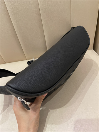 fen.di F**di roma belt bag black leather