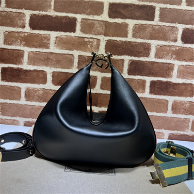 G*u*i attache large shoulder bag leather black 702823