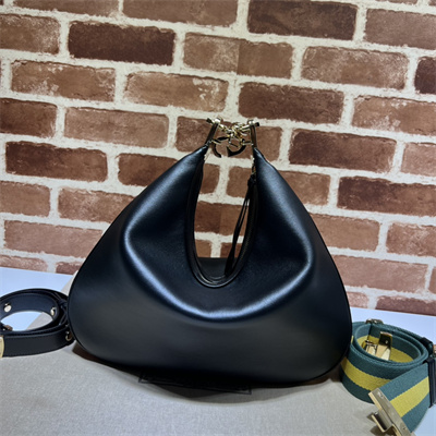 G*u*i attache large shoulder bag leather black 702823