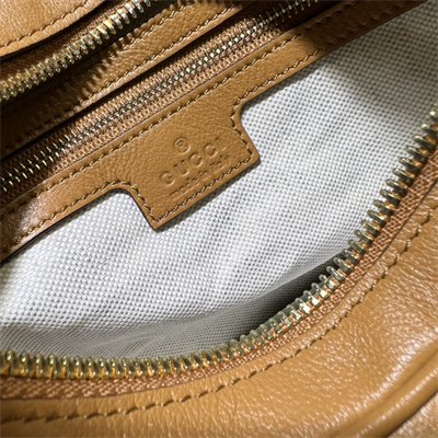 G*u*i attache large shoulder bag leather brown 702823