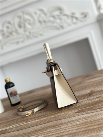 H**mes kelly mini ii bag epsom leather etoupe/craie hs