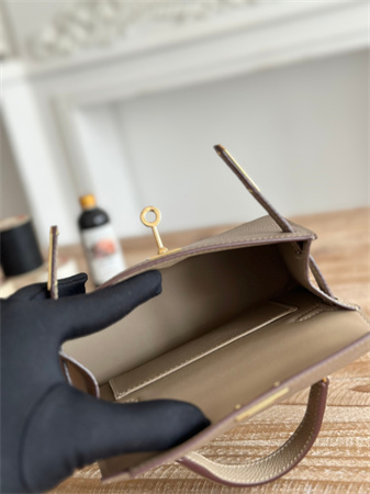 H**mes kelly mini ii bag epsom leather etoupe/gris tourterelle hs