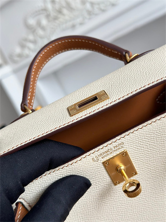 H**mes kelly mini ii bag epsom leather craie/gold hs