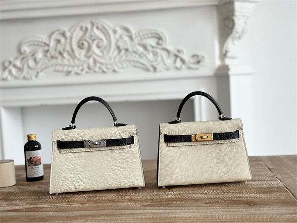 H**mes kelly mini ii bag epsom leather craie/black hs