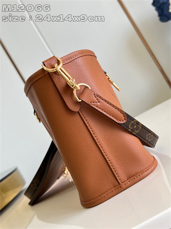 L.V Neverful Bandoulière Inside Out BB Brown M12066