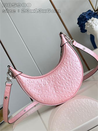L.V Loop Handbag Ostrich leather Pink N85900