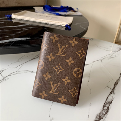 L.V  Passport Cover Monogram Canvas M62089