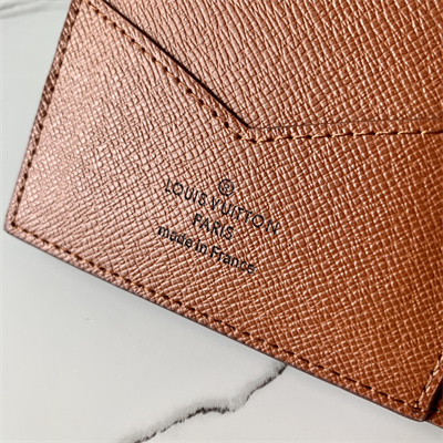 L.V  Passport Cover Monogram Canvas M62089