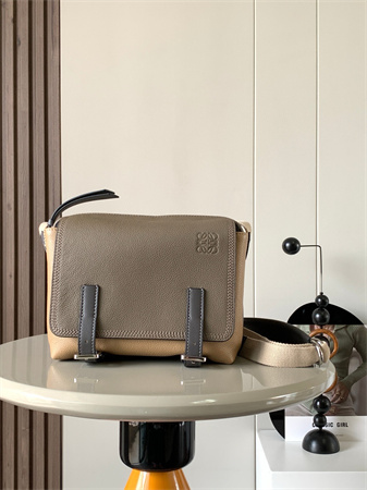 L0ew* xs military messenger bag in soft grained calfskin beige multicolor