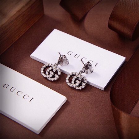 G*u*i earring 36757