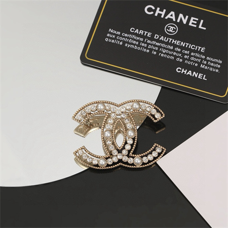 Ch*el brooch 36798