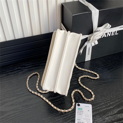 Ch*el clutch with chain lambskin, strass & gold-tone metal white  ap4293