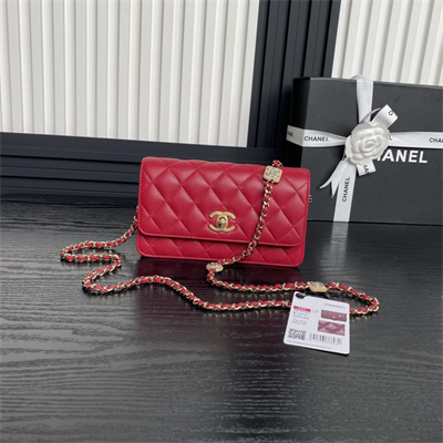 Ch*el clutch with chain lambskin, strass & gold-tone metal red  ap4300