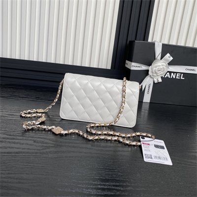 Ch*el clutch with chain lambskin, strass & gold-tone metal white ap4300