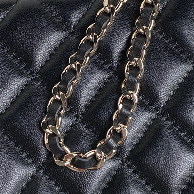 Ch*el vanity with chain lambskin, strass & gold-tone metal black ap4317