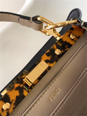 Fen.di PEEKABOO ICONIC ISEEU Small leather bag Dove Grey