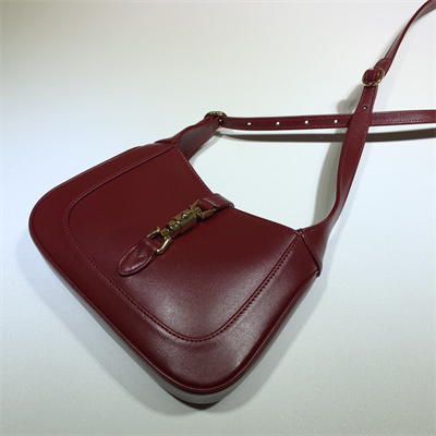 Gu.cci Jackie 1961 Mini Shoulder Bag Red Leather 637091